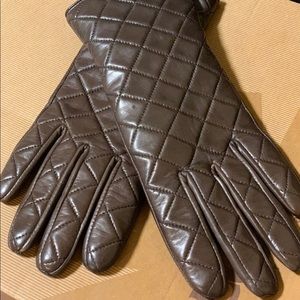 Micheal Kors leather gloves
